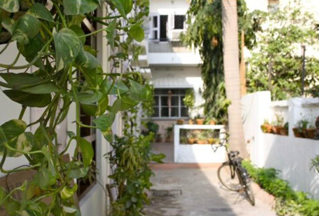 Eleven Bed & Breakfast Yeni Delhi Dış mekan fotoğraf
